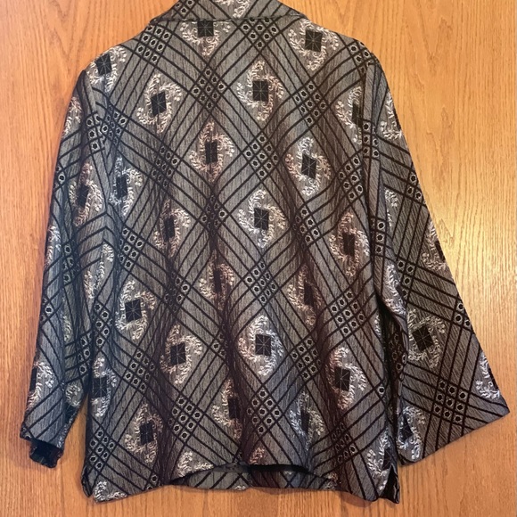 Women’s Sag Harbor Grey and Black Jacket Size 12 - Picture 4 of 4